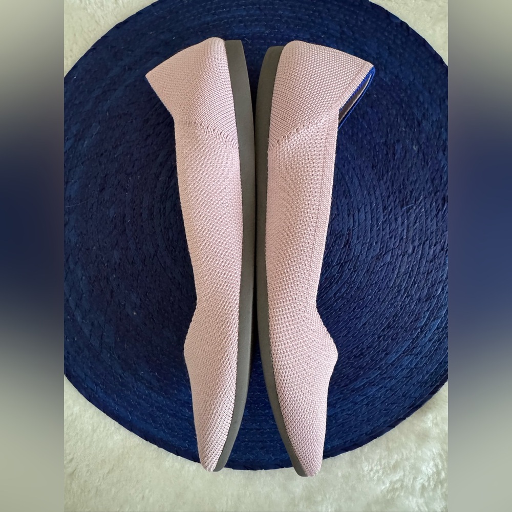Rothy's “The Point” Light Pink Knit Flats Size 7 - Picture 3 of 10